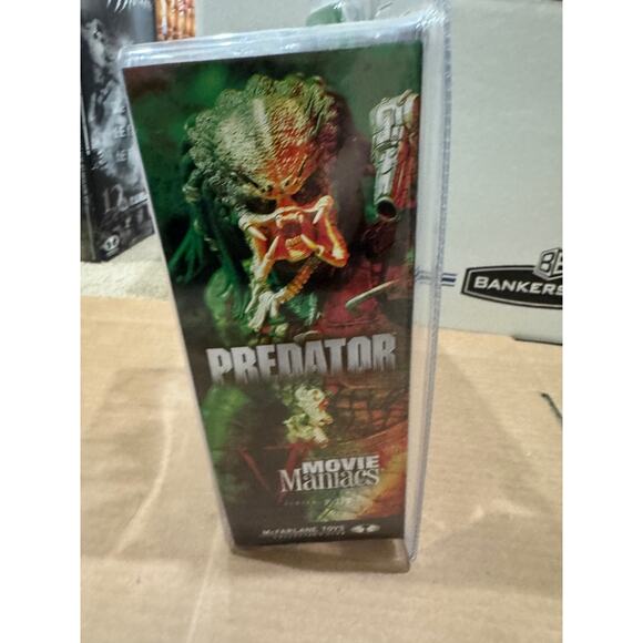 NIB MCFARLANE MOVIE MANIACS SERIES 5 COLLECTOR'S CLUB EXCLUSIVE STEALTH PREDATOR - Picture 2 of 5